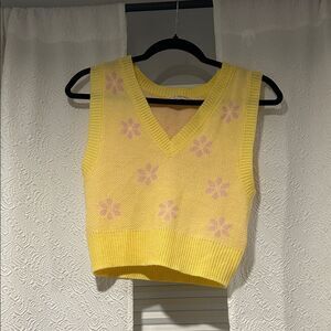 No Comment Yellow Knit Cropped Tank with Pink Flowers Medium